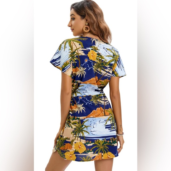 NWT Drawstring Waist V-Neck Swim Coverup Size Large - Picture 2 of 6